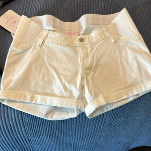 Maternity shorts